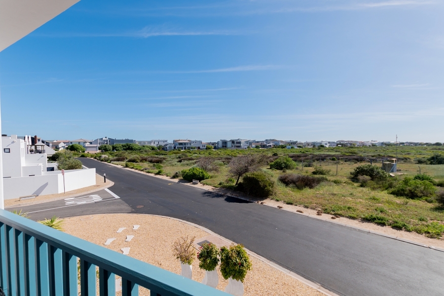3 Bedroom Property for Sale in Blue Lagoon Western Cape